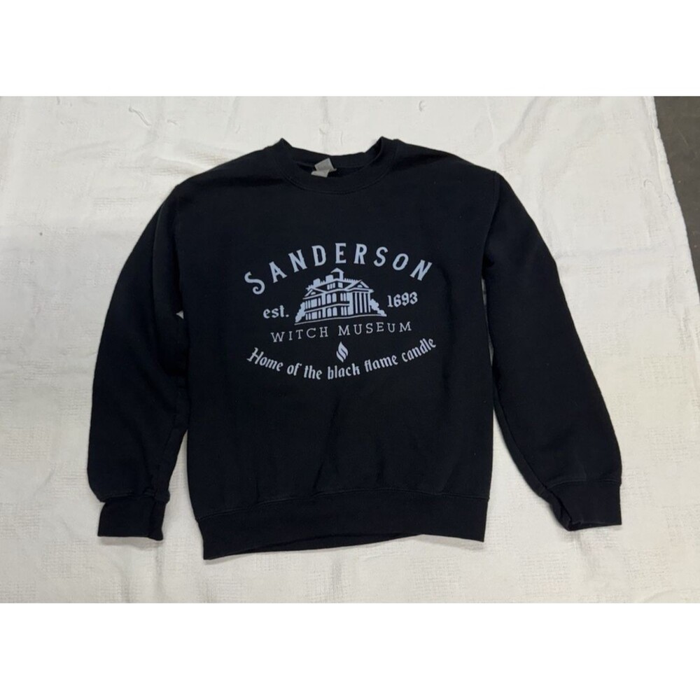 Sanderson Witch Museum Home of the Black Flame Candle Graphic Sweatshirt Small